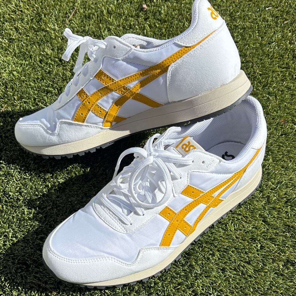Asics Men's White and Gold Sneakers